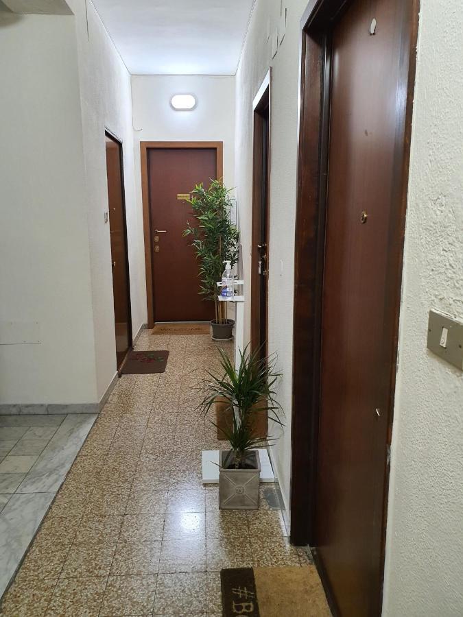 Cristel Apartment - 15 Min Da Milano - Parcheggio - Mono 2 Cormano Eksteriør billede